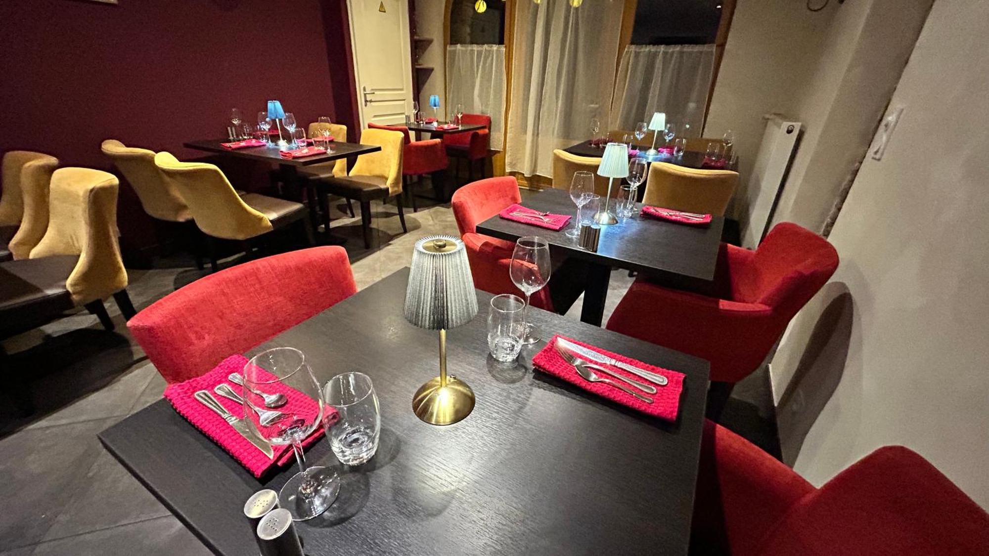 Le D'Tour Gourmand Toulouse-le-Chateau Exterior foto