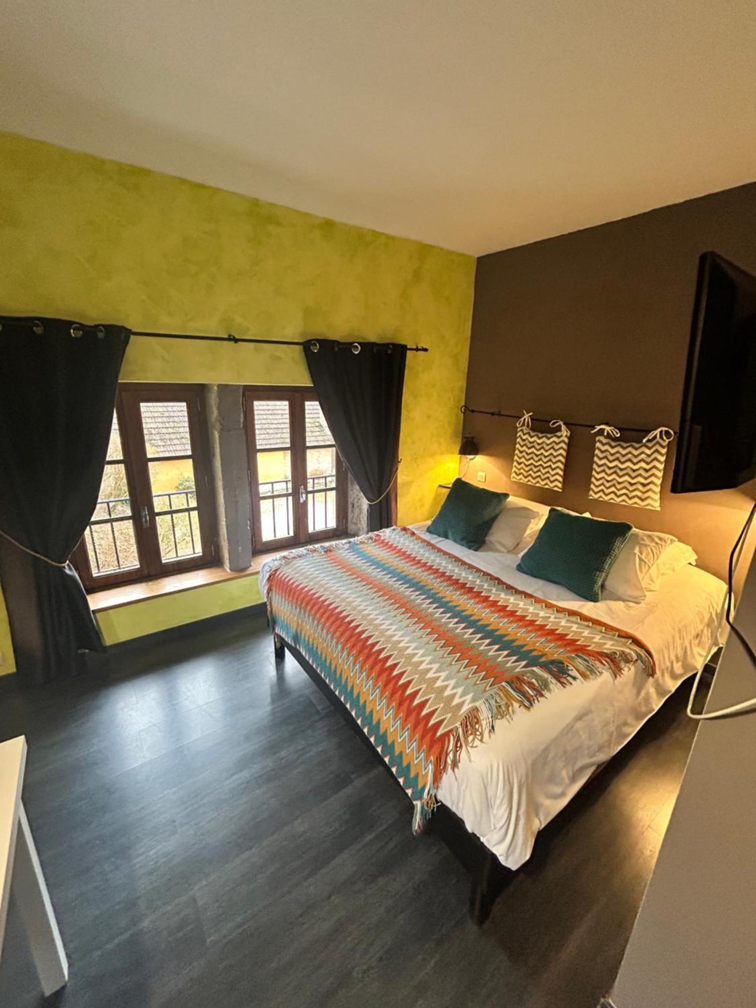 Le D'Tour Gourmand Toulouse-le-Chateau Exterior foto