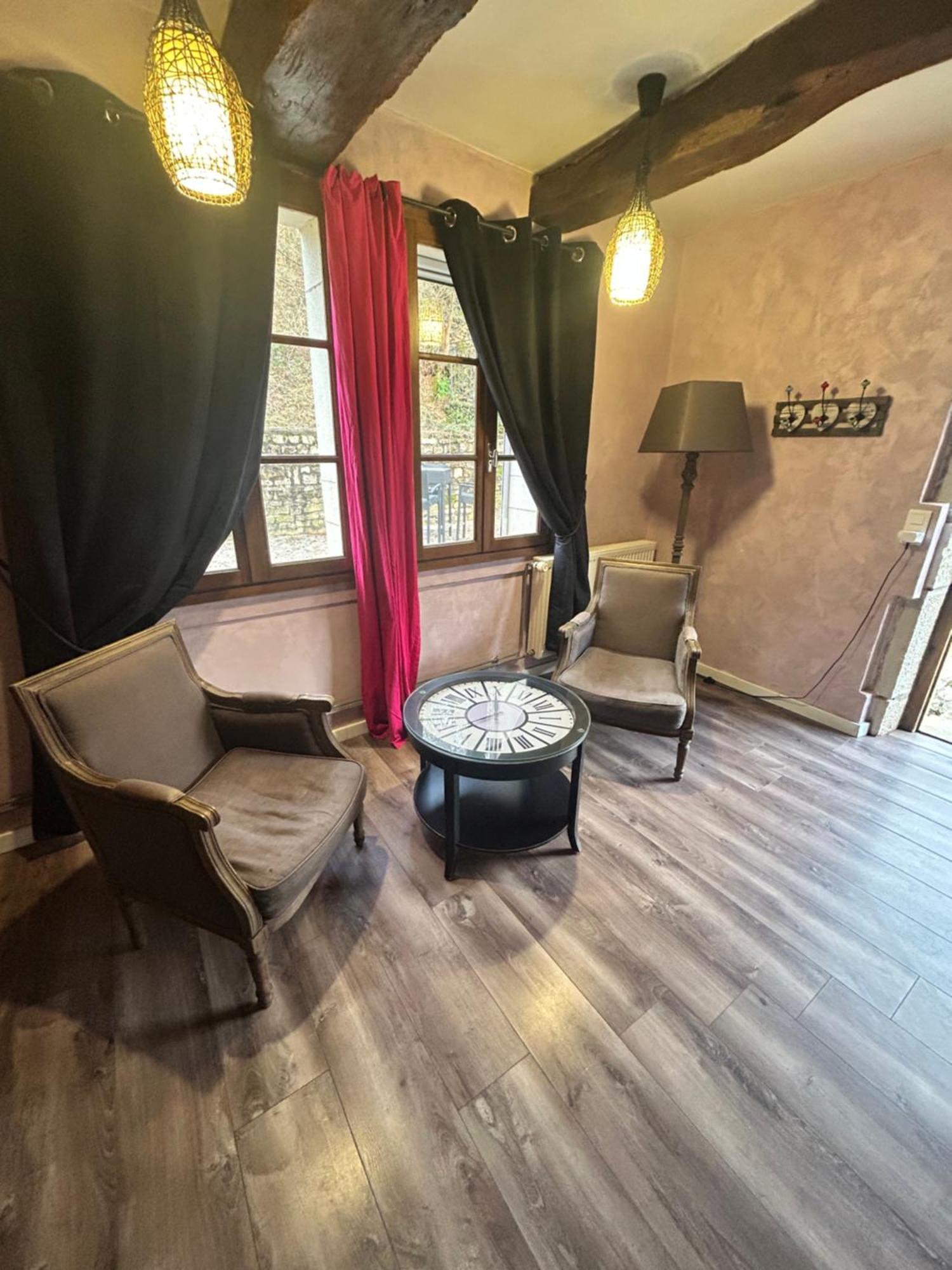 Le D'Tour Gourmand Toulouse-le-Chateau Exterior foto